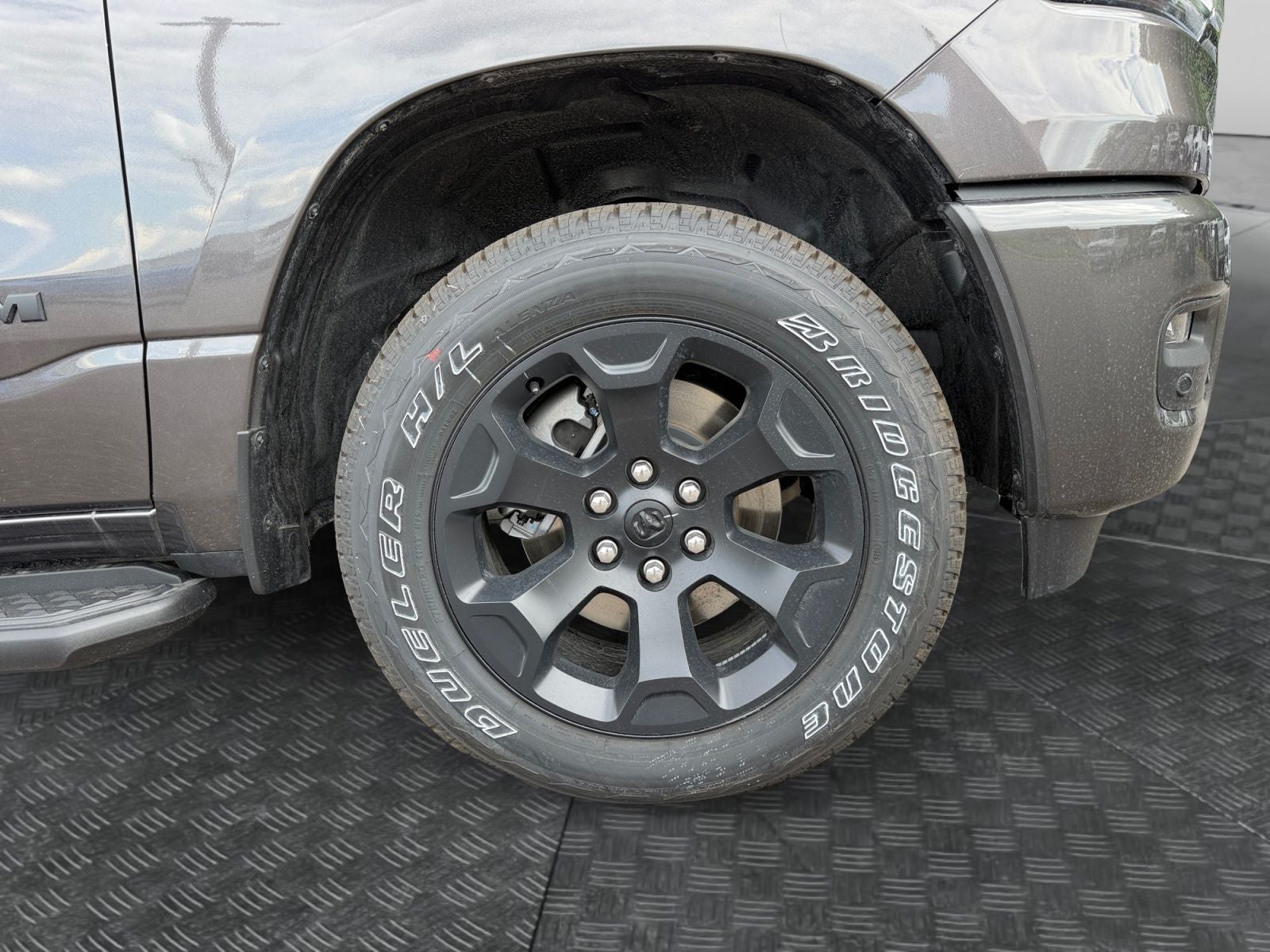 2026 RAM Ram 1500 RAM 1500 EXPRESS CREW CAB 4X4 5'7' BOX