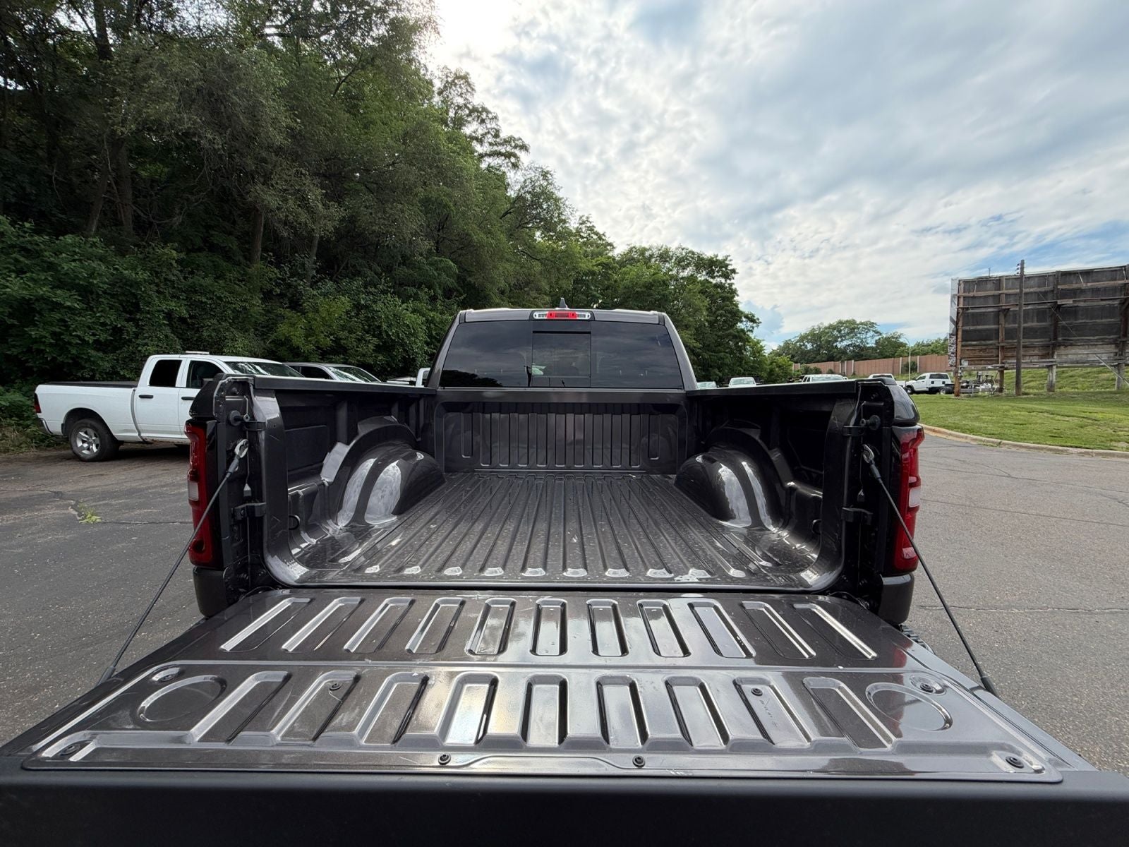 2026 RAM Ram 1500 RAM 1500 EXPRESS CREW CAB 4X4 5'7' BOX