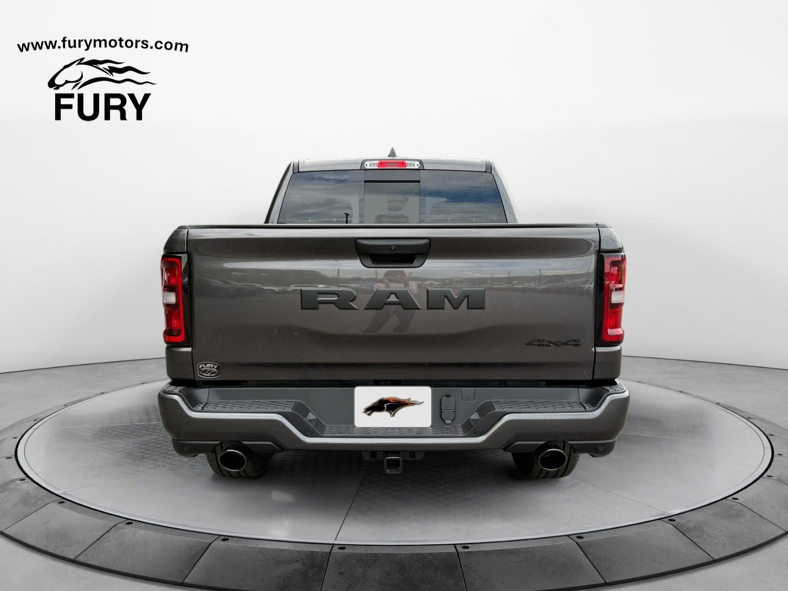2026 RAM Ram 1500 RAM 1500 EXPRESS CREW CAB 4X4 5'7' BOX