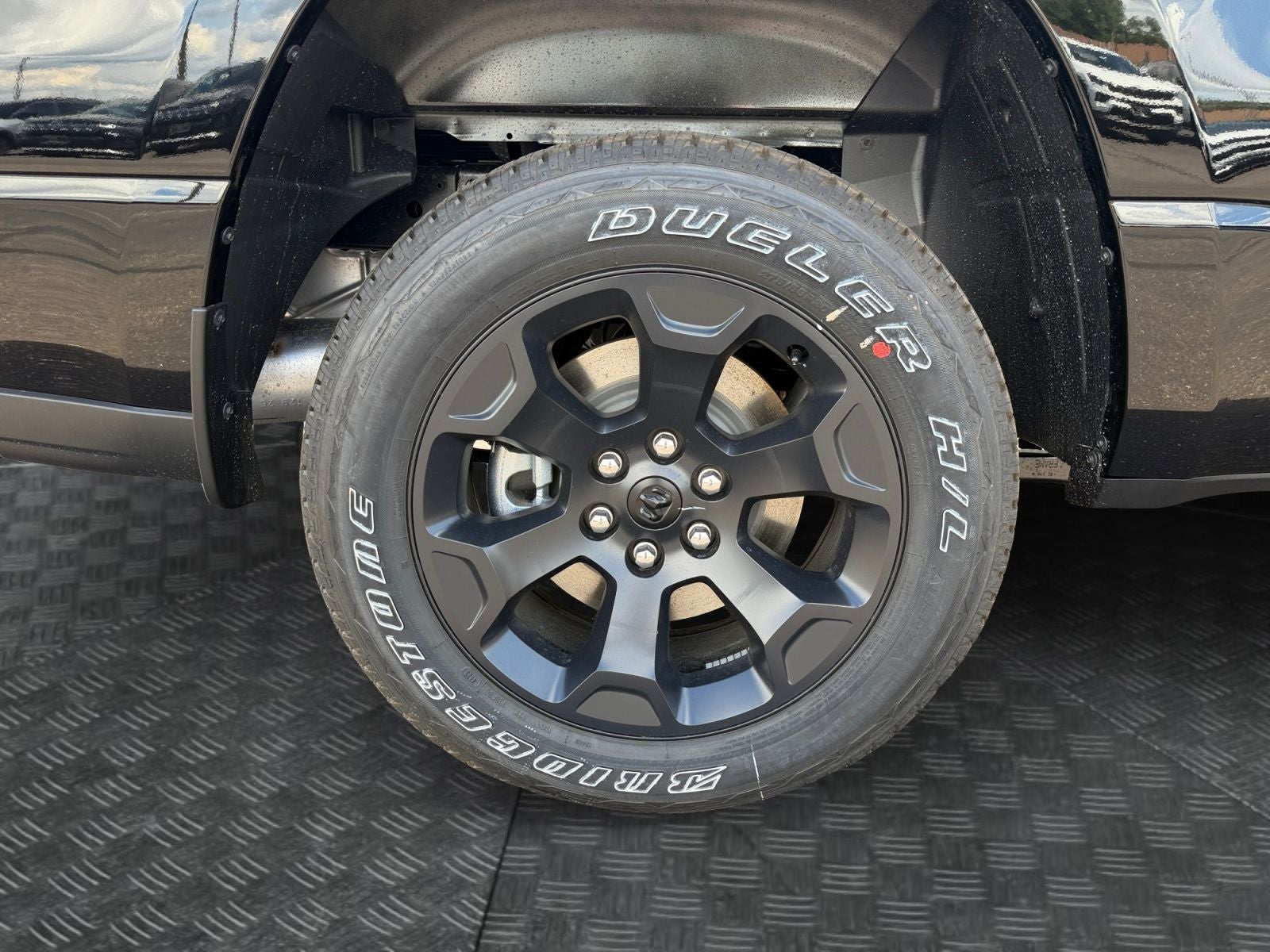2026 RAM Ram 1500 RAM 1500 EXPRESS CREW CAB 4X4 5'7' BOX