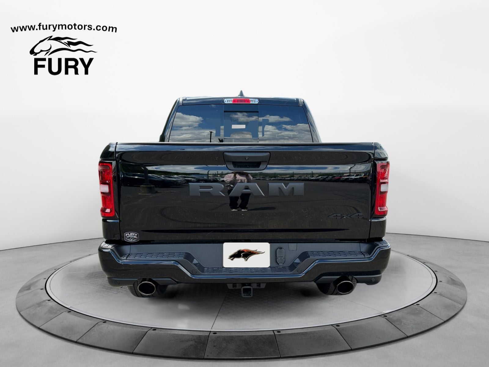 2026 RAM Ram 1500 RAM 1500 EXPRESS CREW CAB 4X4 5'7' BOX