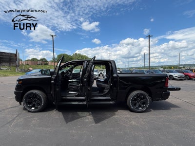 2026 RAM Ram 1500 RAM 1500 EXPRESS CREW CAB 4X4 5'7' BOX