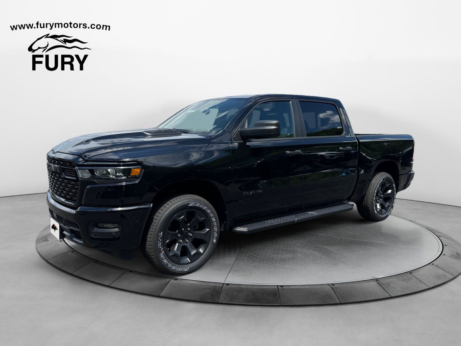 2026 RAM Ram 1500 RAM 1500 EXPRESS CREW CAB 4X4 5'7' BOX