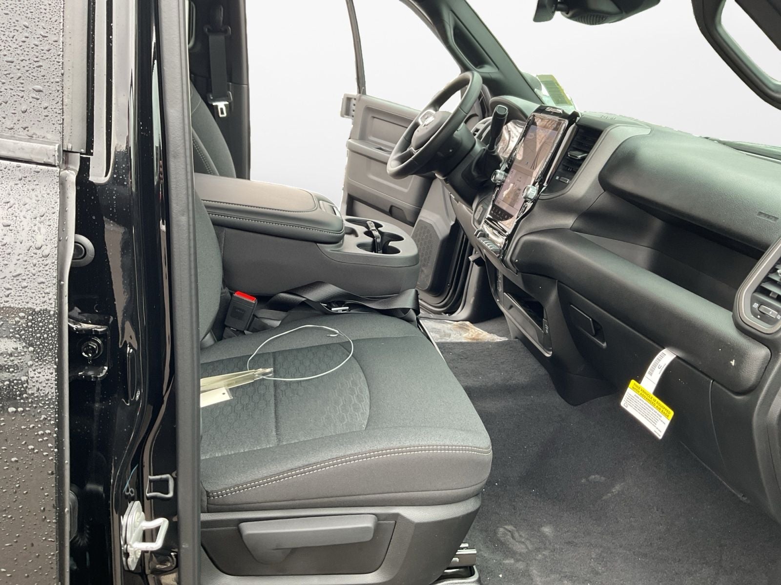 2026 RAM Ram 2500 RAM 2500 BLACK EXPRESS CREW CAB 4X4 6'4' BOX