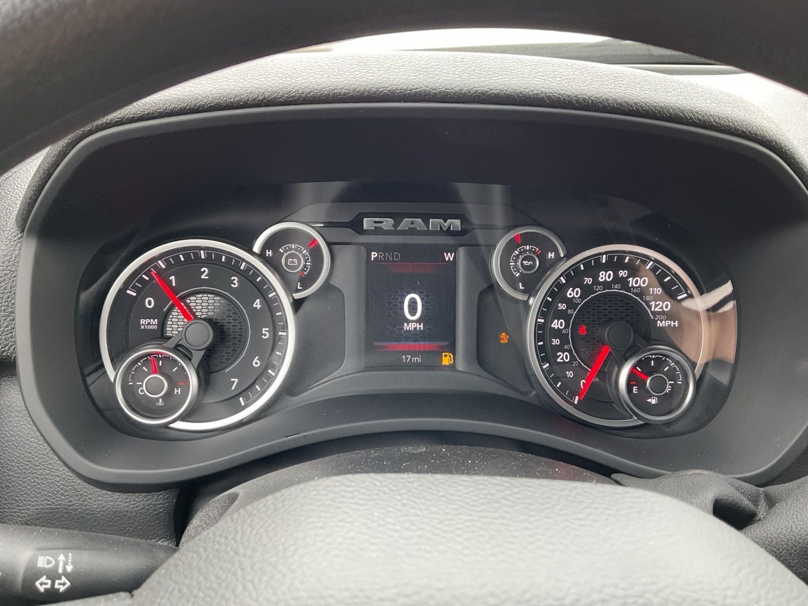 2026 RAM Ram 2500 RAM 2500 BLACK EXPRESS CREW CAB 4X4 6'4' BOX