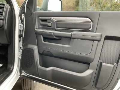 2026 RAM Ram 5500 Chassis Cab RAM 5500 TRADESMAN CHASSIS REGULAR CAB 4X4 84' CA