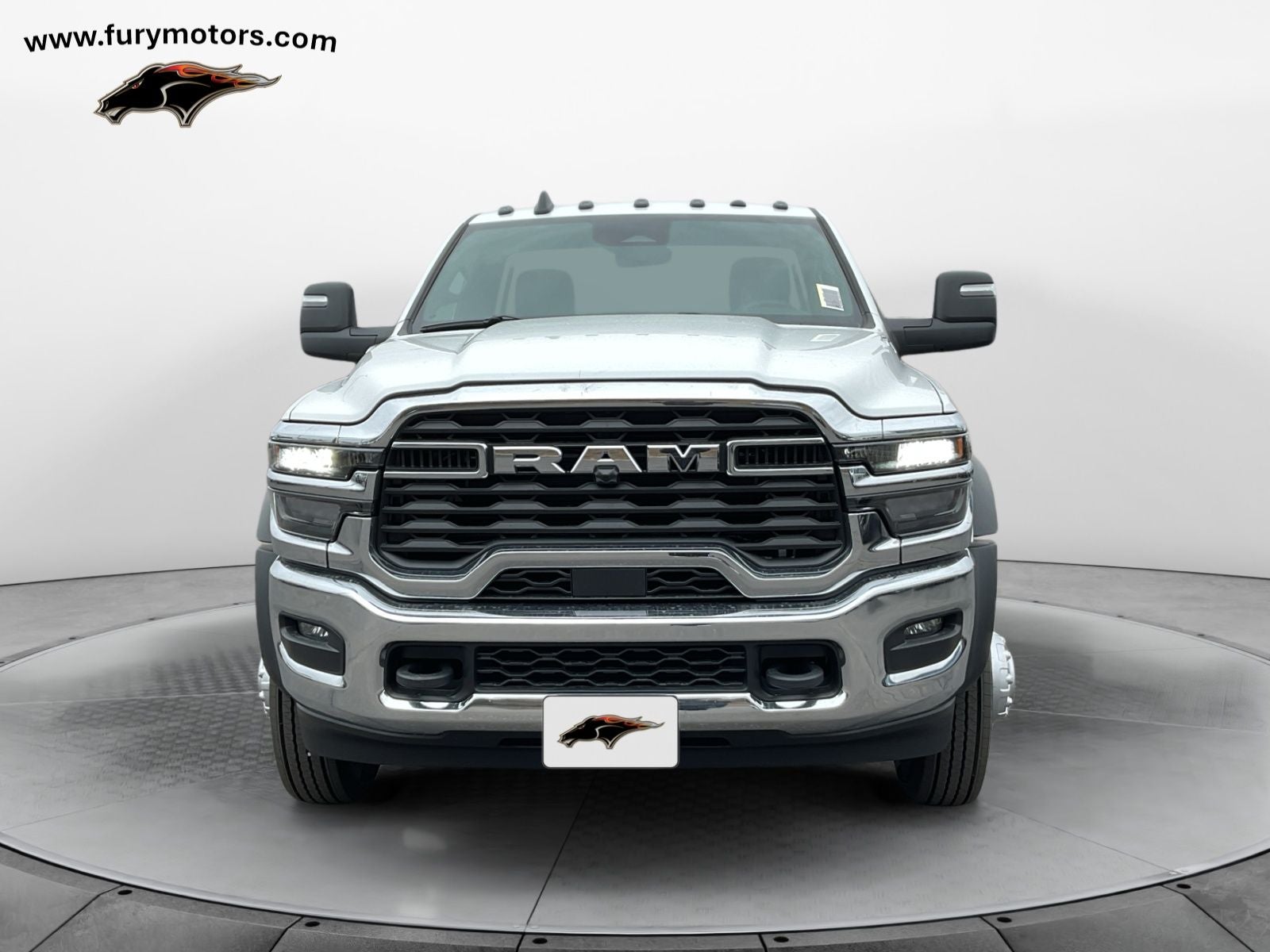 2026 RAM Ram 5500 Chassis Cab RAM 5500 TRADESMAN CHASSIS REGULAR CAB 4X4 84' CA