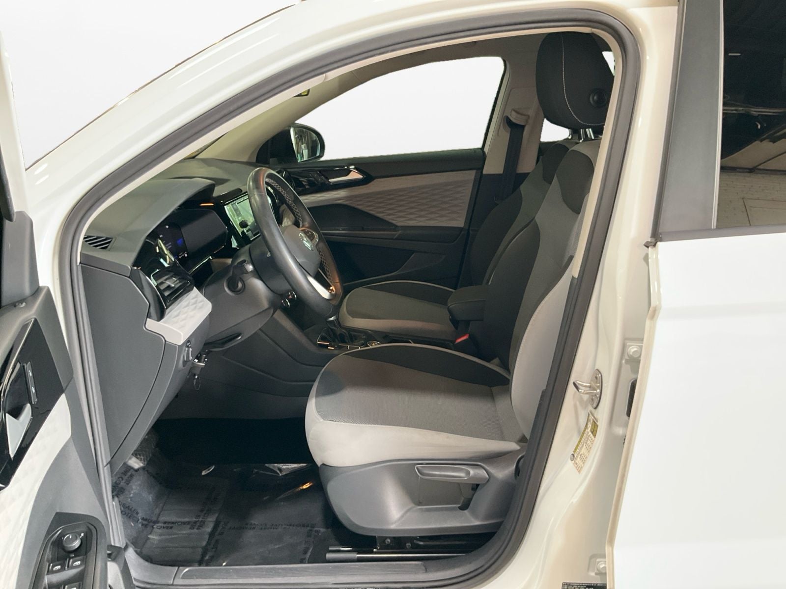 2022 Volkswagen Taos 1.5T S