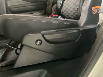 2024 Nissan Pathfinder SV 4WD
