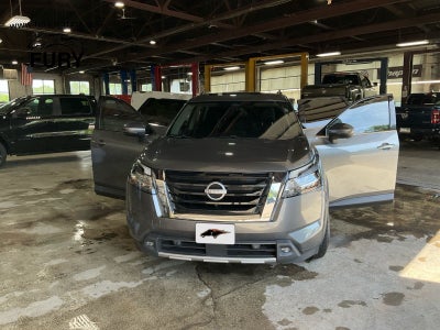 2022 Nissan Pathfinder SV 4WD