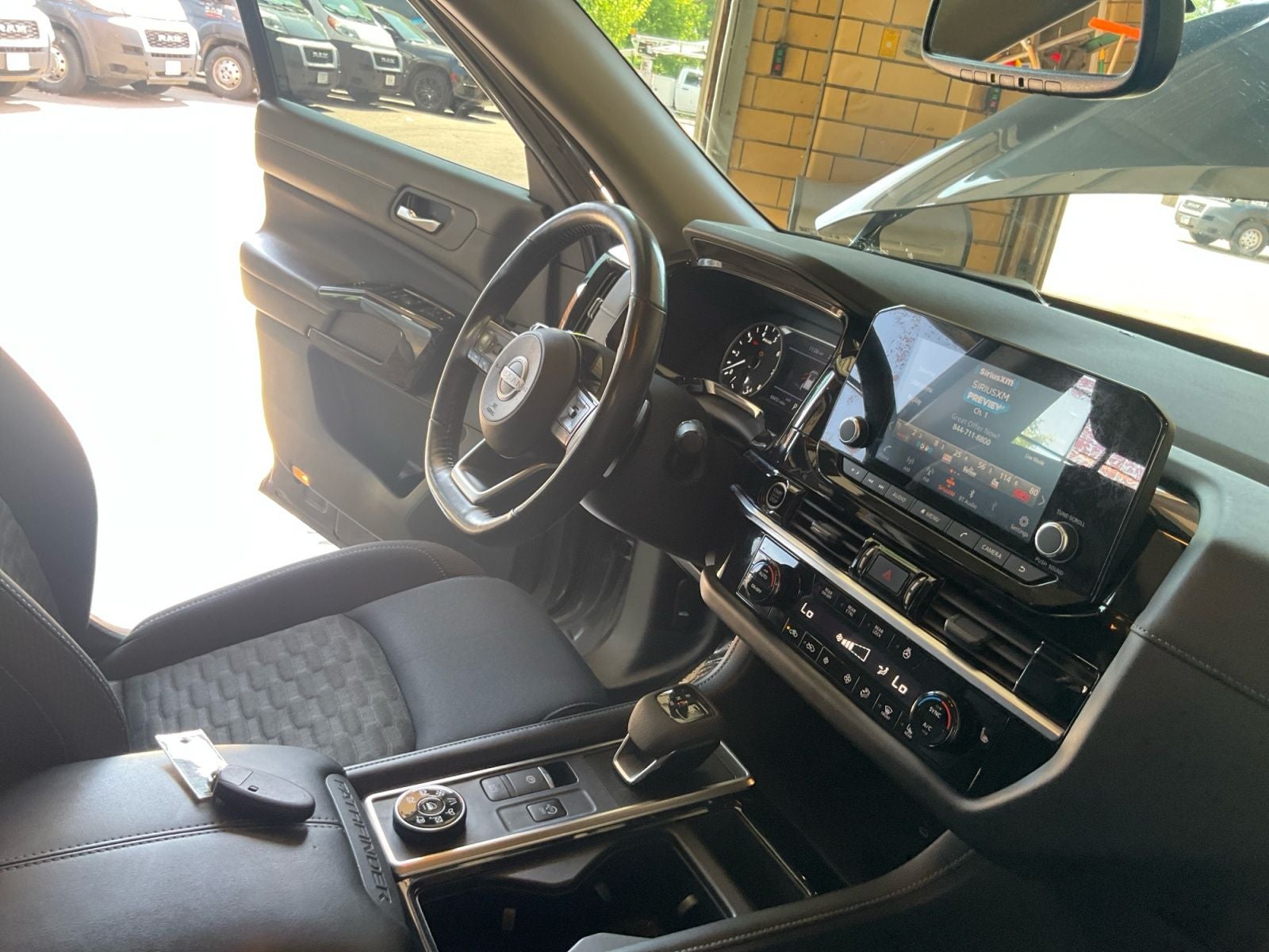 2022 Nissan Pathfinder SV 4WD