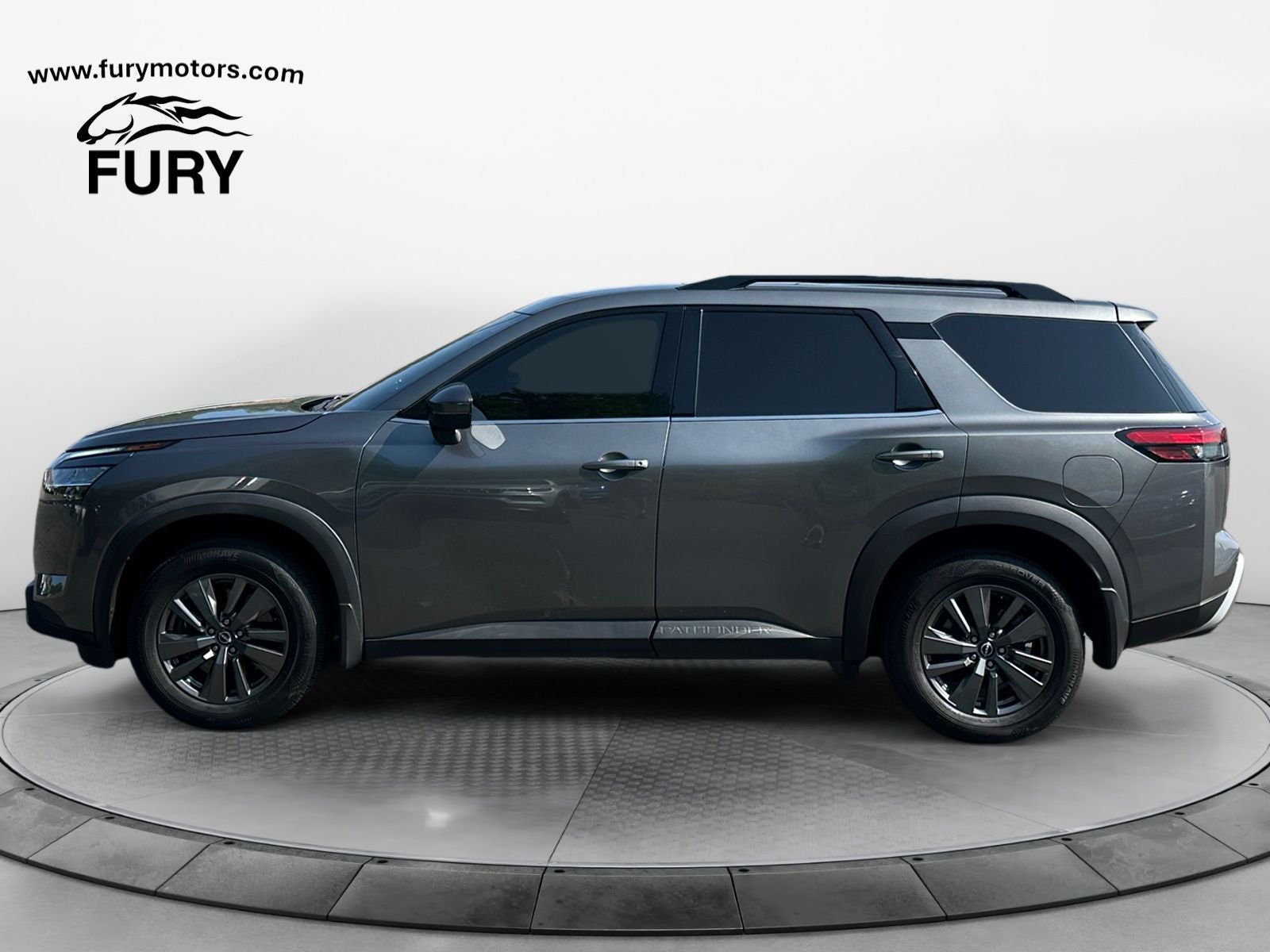 2022 Nissan Pathfinder SV 4WD