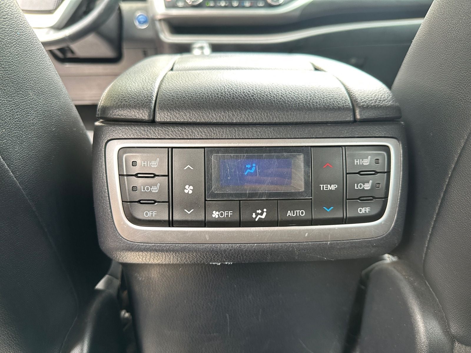 2019 Toyota Highlander Hybrid Limited Platinum