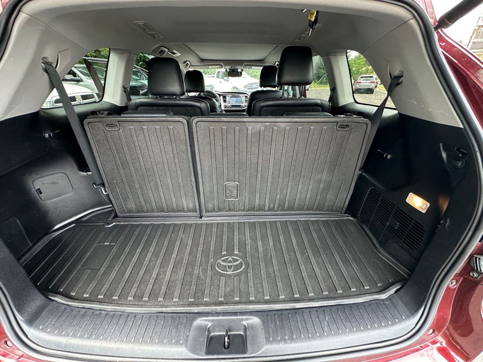 2019 Toyota Highlander Hybrid Limited Platinum
