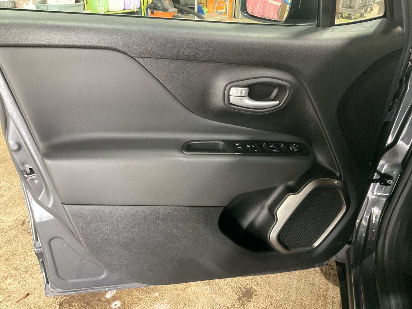 2023 Jeep Renegade Latitude 4x4