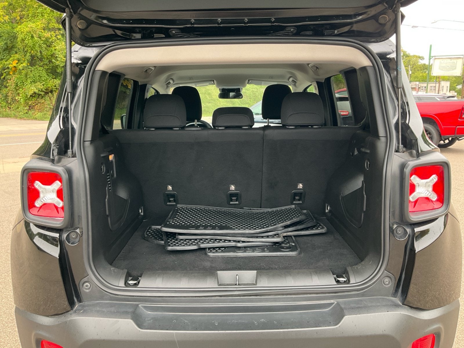 2023 Jeep Renegade Latitude 4x4