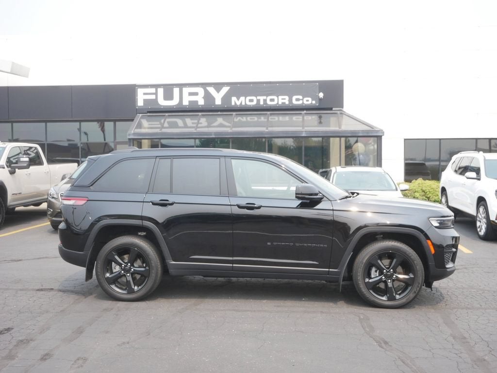 2023 Jeep Grand Cherokee Altitude 4x4