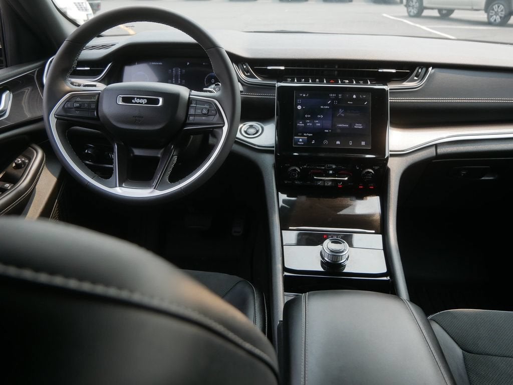 2023 Jeep Grand Cherokee Altitude 4x4