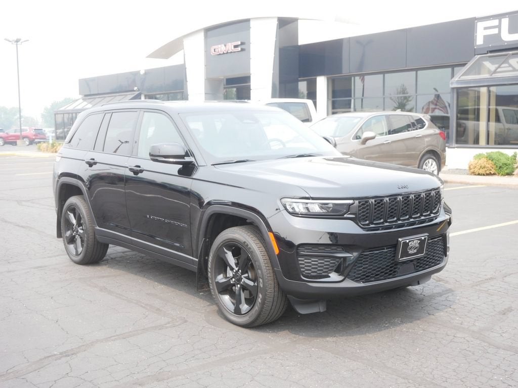 2023 Jeep Grand Cherokee Altitude 4x4