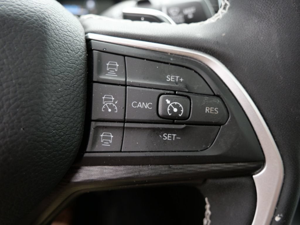 2025 Jeep Grand Cherokee L Altitude X 4x4