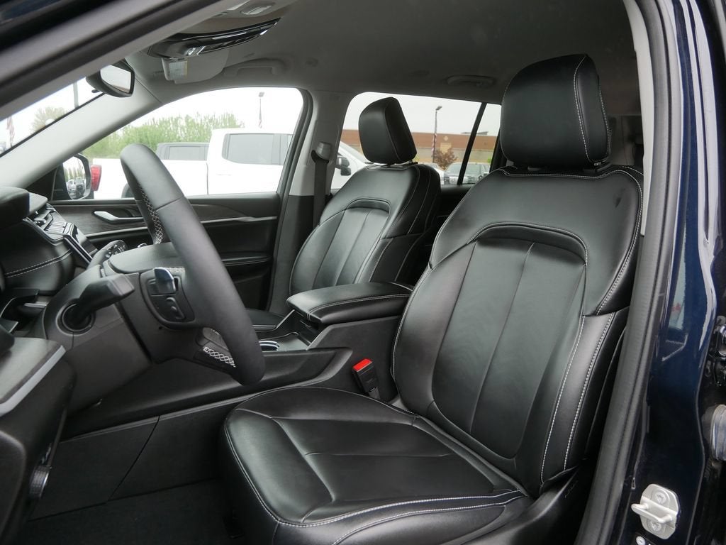 2024 Jeep Grand Cherokee L Limited 4x4