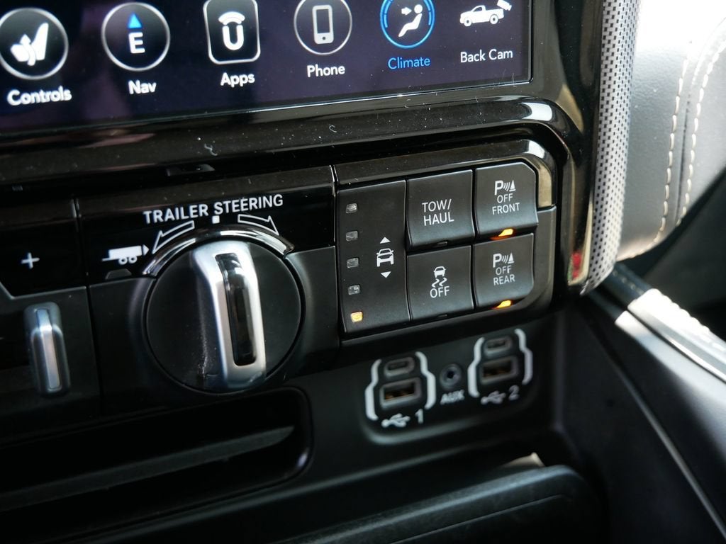 2021 RAM 1500 Limited Crew Cab 4x4 5'7" Box