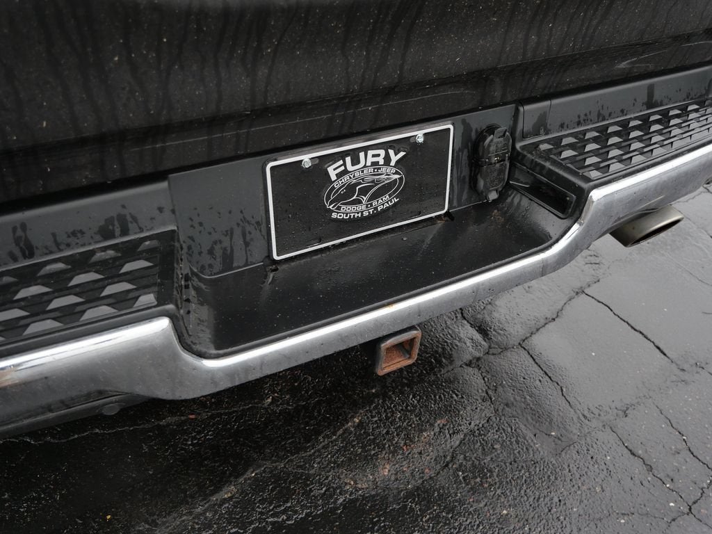 2019 RAM 1500 Laramie Crew Cab 4x4 5'7" Box