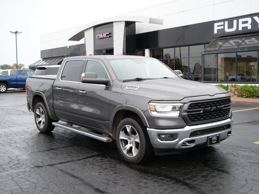 2019 RAM 1500 Laramie Crew Cab 4x4 5'7" Box