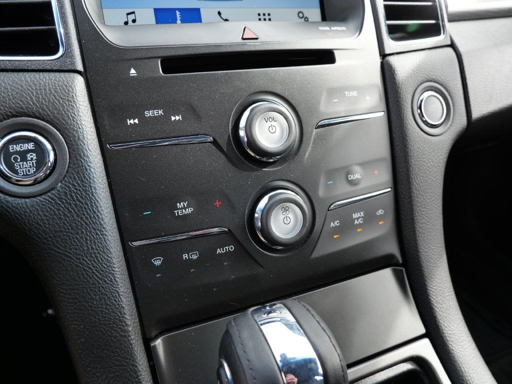2018 Ford Taurus SEL