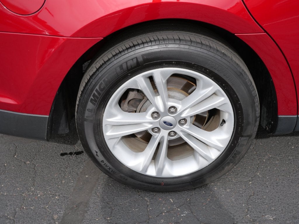 2018 Ford Taurus SEL