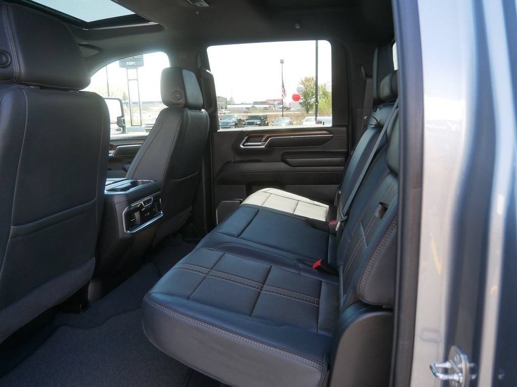 2024 Chevrolet Silverado 3500 HD High Country