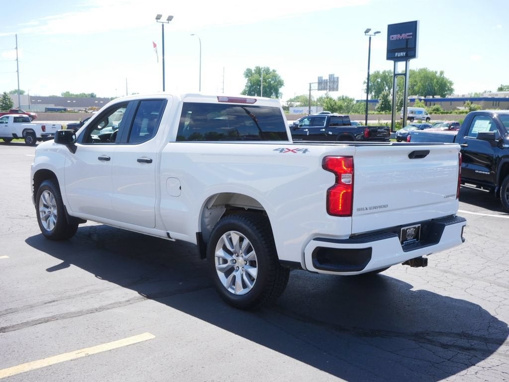 2020 Chevrolet Silverado 1500 Custom
