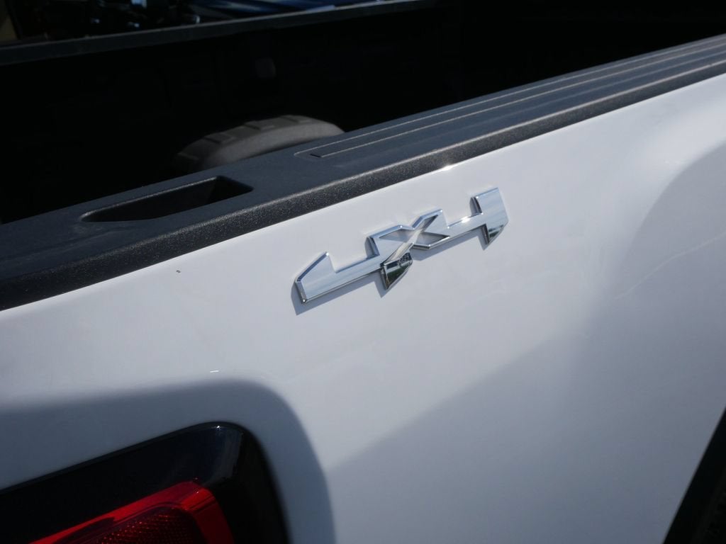 2024 GMC Sierra 2500 HD Pro
