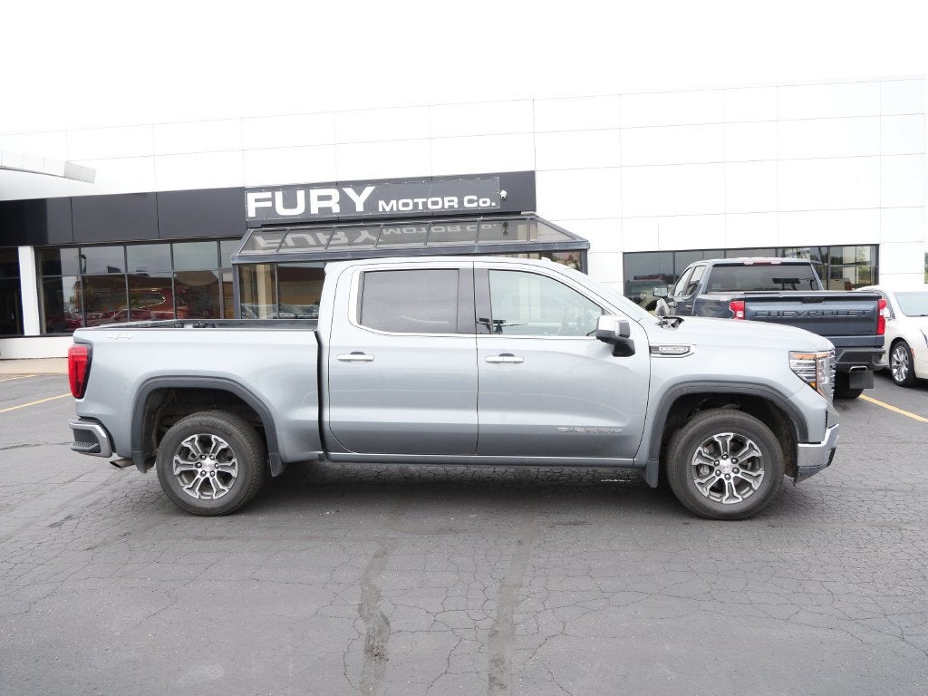 2025 GMC Sierra 1500 SLT