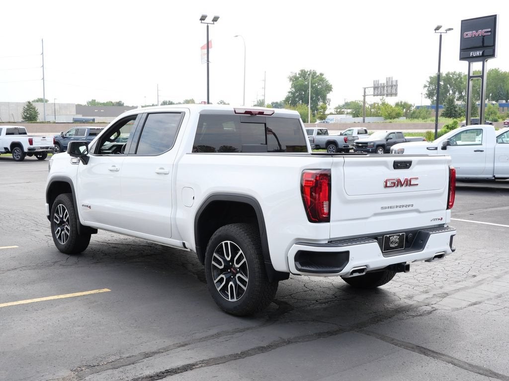 2025 GMC Sierra 1500 AT4