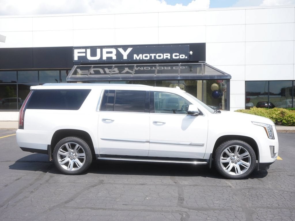 2016 Cadillac Escalade ESV Luxury Collection