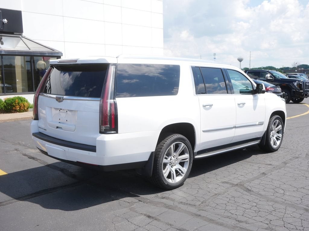 2016 Cadillac Escalade ESV Luxury Collection
