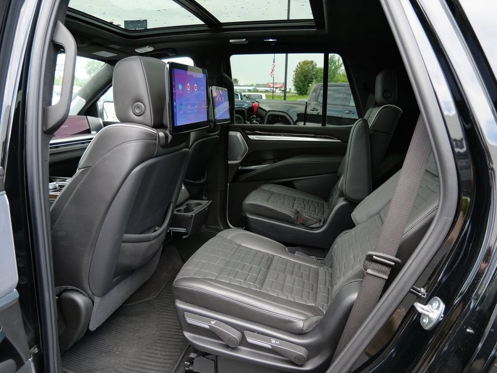 2025 Cadillac Escalade Sport Platinum