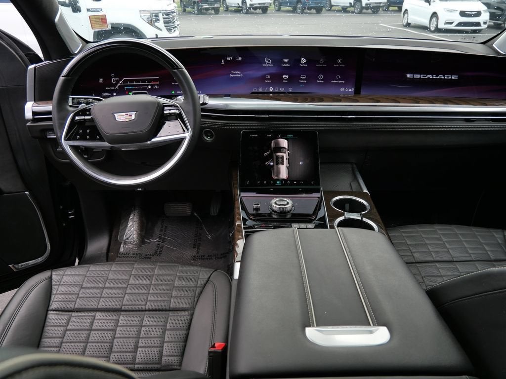 2025 Cadillac Escalade Sport Platinum