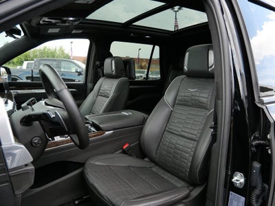 2025 Cadillac Escalade Sport Platinum