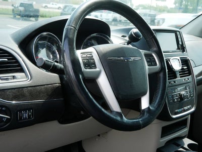 2015 Chrysler Town & Country Touring
