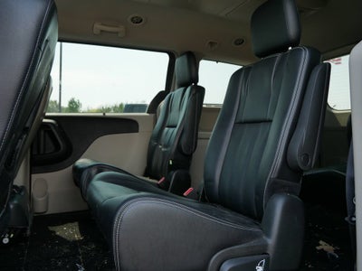 2015 Chrysler Town & Country Touring