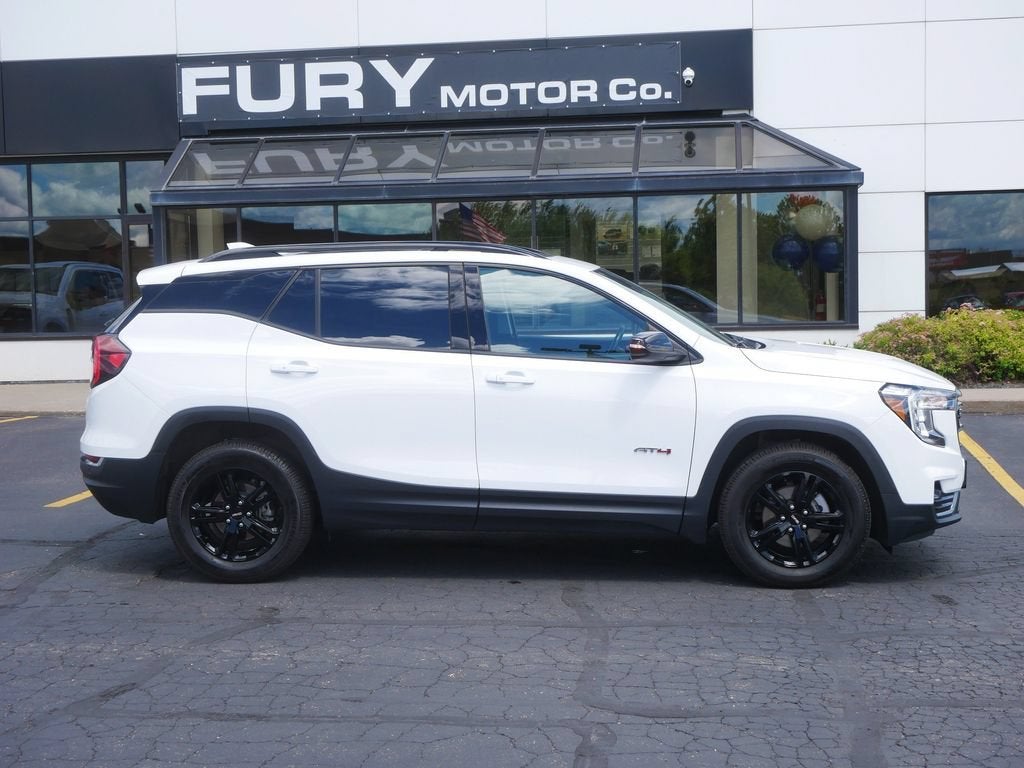 2022 GMC Terrain AT4