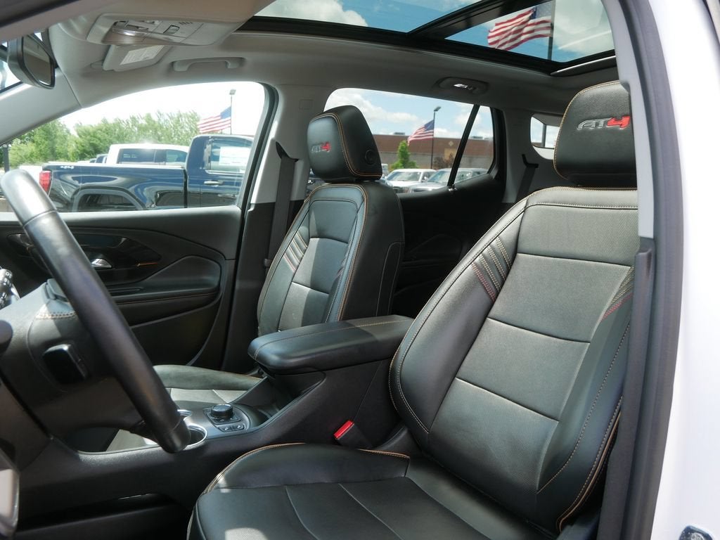 2022 GMC Terrain AT4