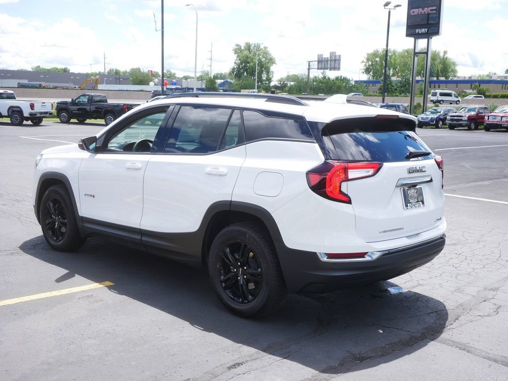 2022 GMC Terrain AT4