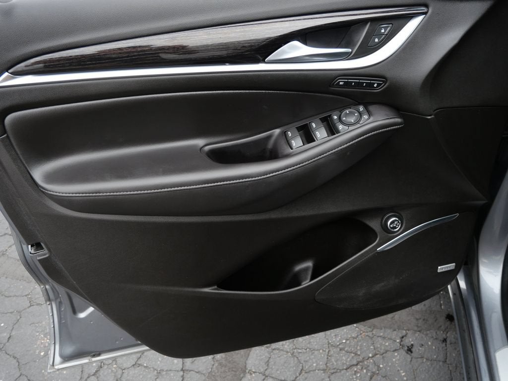 2020 Buick Enclave Avenir