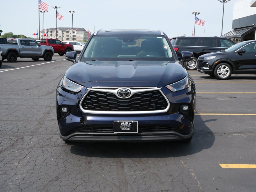 2022 Toyota Highlander XLE