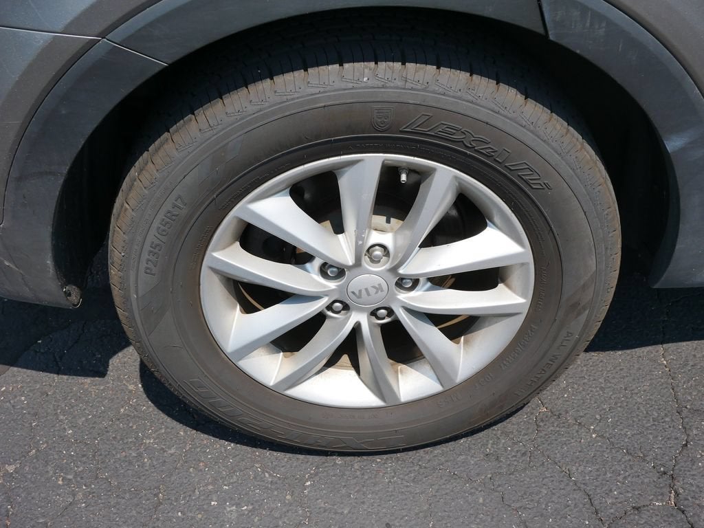 2017 Kia Sorento 2.4L LX